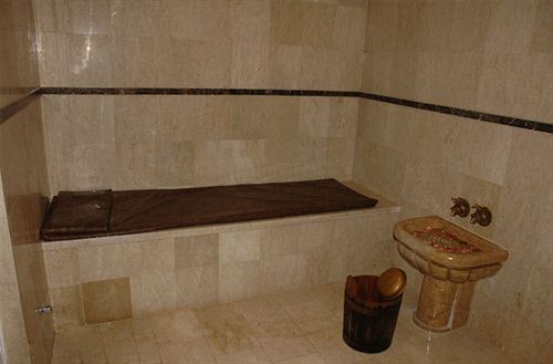Hotel De Paris 4*